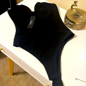 NWT Lulu’s black bodysuit